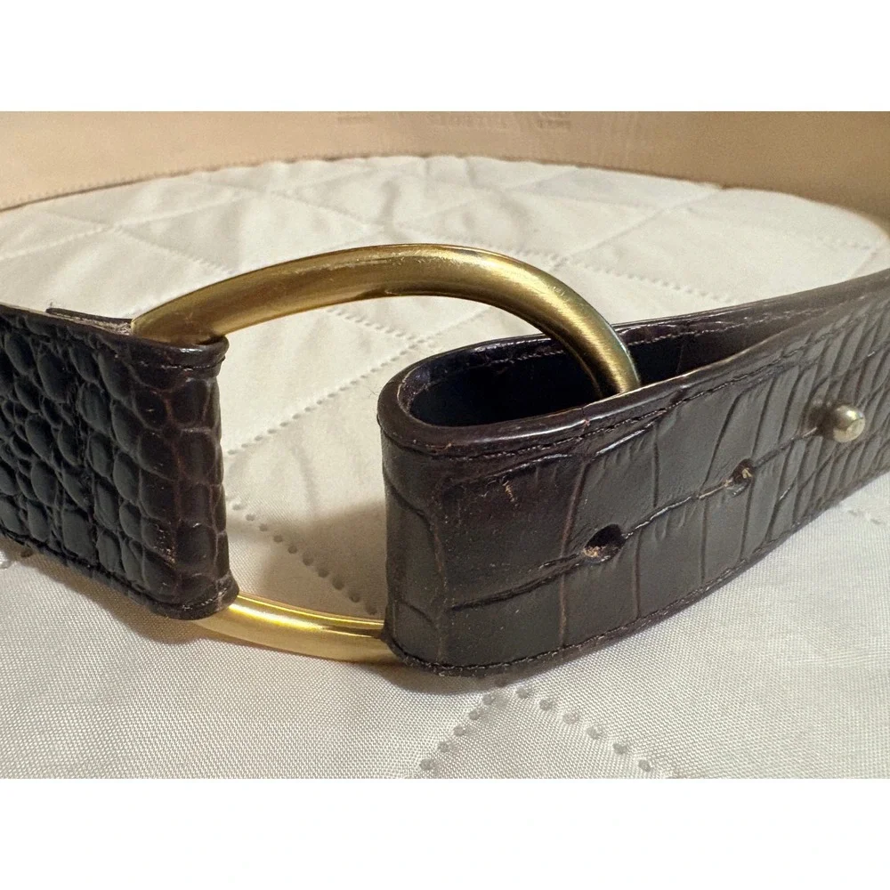 Talbots Womens Genuine Leather Belt Crocodile Embossed Brass Buckle L‎ EUC